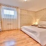 דירה Toompuiestee Penthouse With Sauna